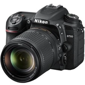 Nikon D7500